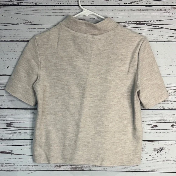Zara Light Gray Mock Neck Crop Top - Picture 4 of 4